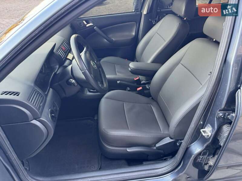 Лифтбек Skoda Octavia 2008 в Кропивницком