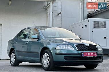 Лифтбек Skoda Octavia 2005 в 