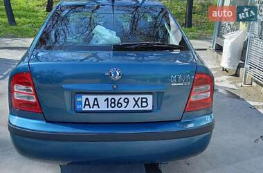 Ліфтбек Skoda Octavia 2003 в 