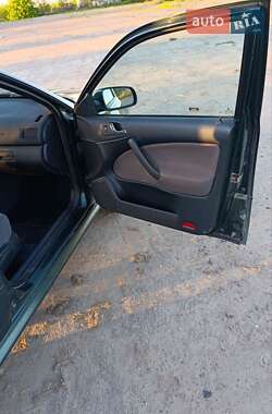 Ліфтбек Skoda Octavia 2001 в 