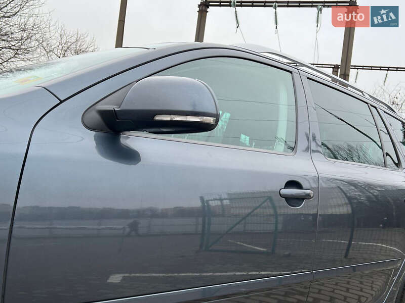 Універсал Skoda Octavia 2010 в Бучі