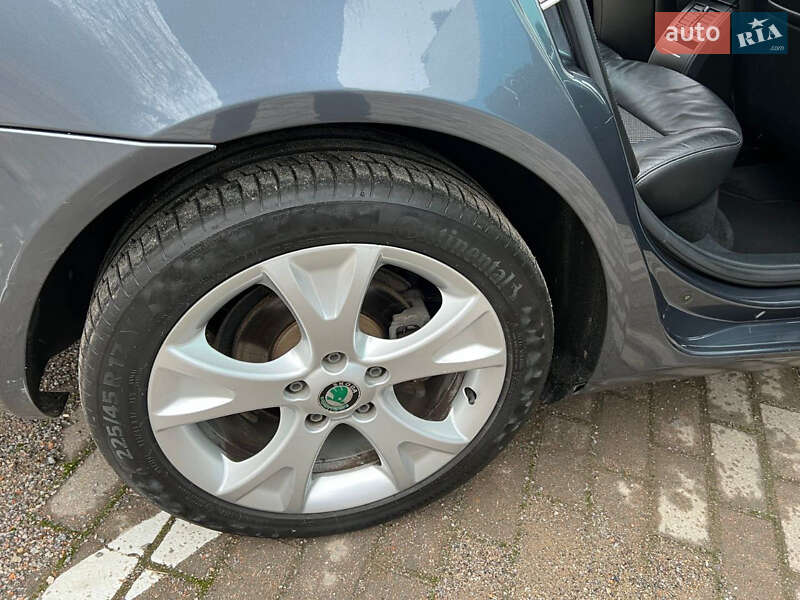 Універсал Skoda Octavia 2010 в Бучі