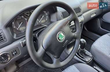 Универсал Skoda Octavia 2003 в 