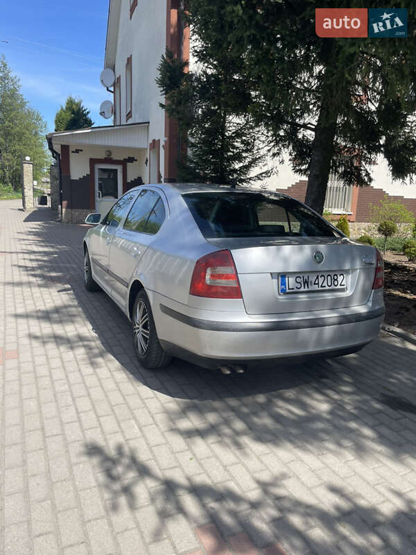 Ліфтбек Skoda Octavia 2005 в Рокитному