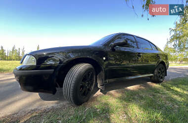 Лифтбек Skoda Octavia 2006 в 