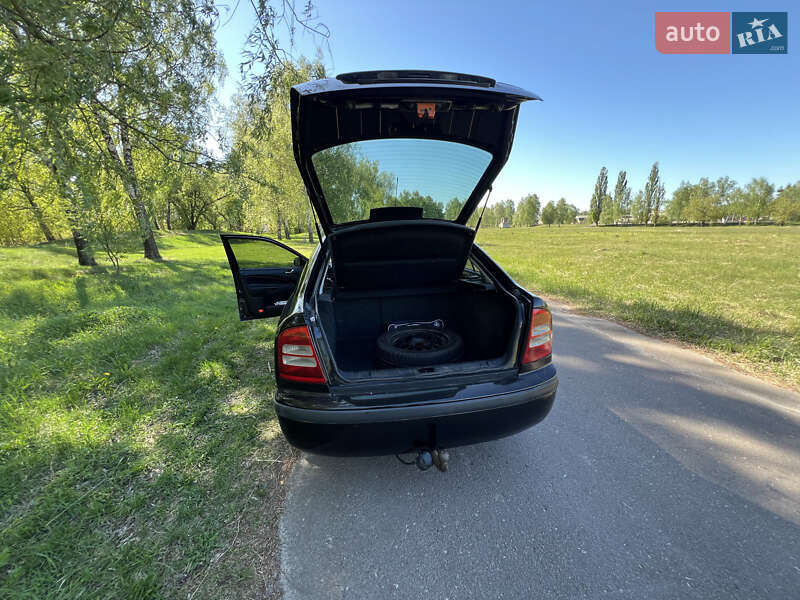 Ліфтбек Skoda Octavia 2006 в Сновську