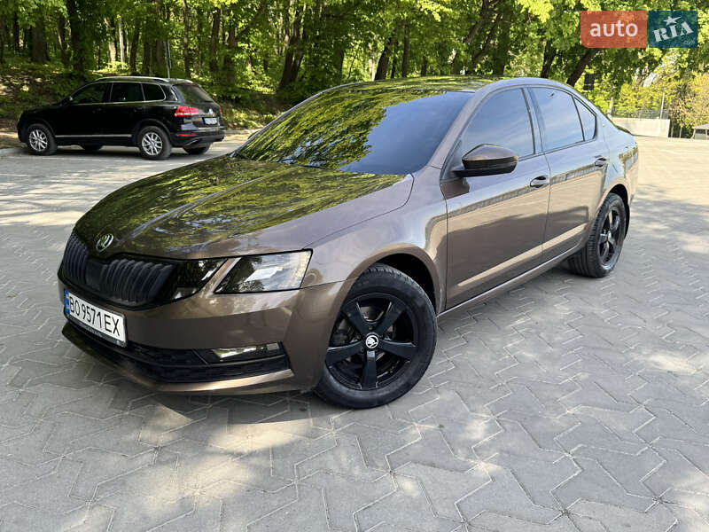 Лифтбек Skoda Octavia 2018 в Тернополе