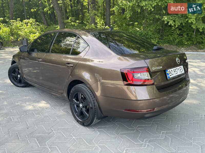 Лифтбек Skoda Octavia 2018 в Тернополе