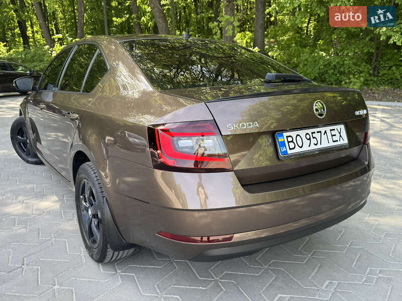 Лифтбек Skoda Octavia 2018 в Тернополе