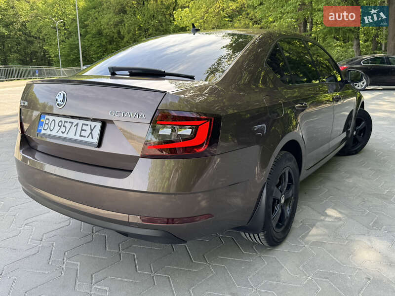 Лифтбек Skoda Octavia 2018 в Тернополе