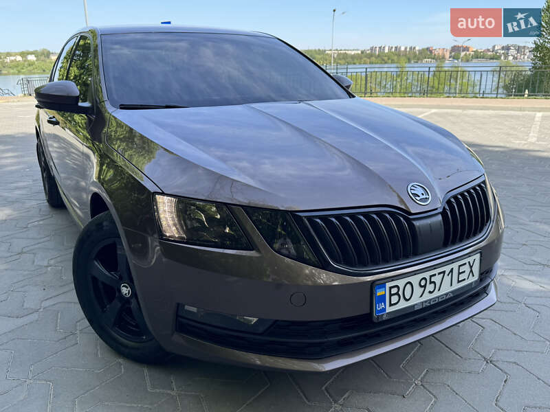 Лифтбек Skoda Octavia 2018 в Тернополе