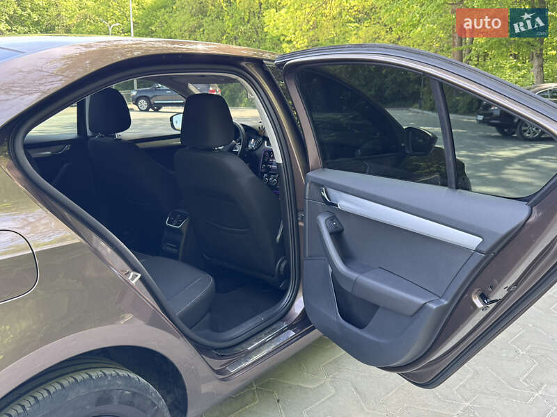 Лифтбек Skoda Octavia 2018 в Тернополе