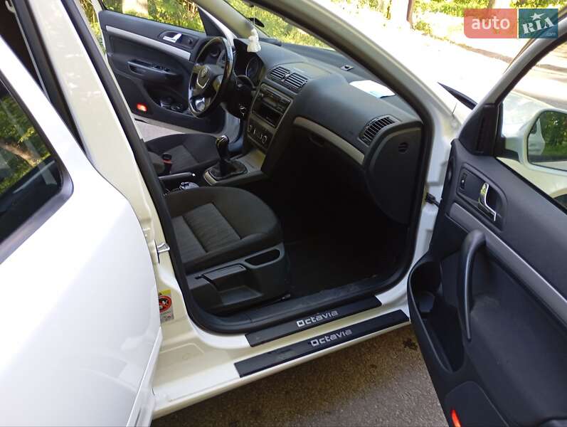 Універсал Skoda Octavia 2012 в Ірпені фото 10 Універсал Skoda Octavia 2012 в Ірпені