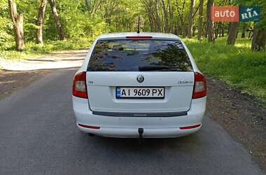 Універсал Skoda Octavia 2012 в Ірпені