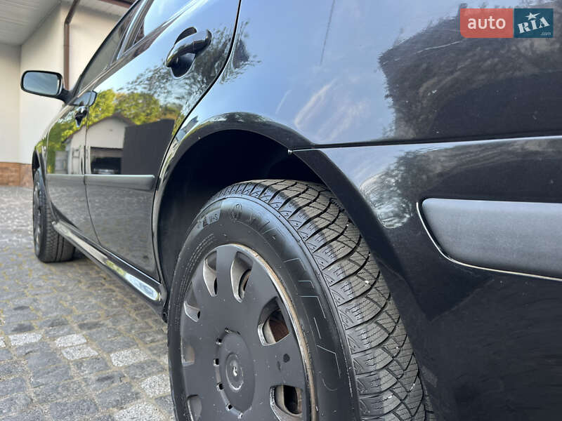 Універсал Skoda Octavia 2008 в Звягелі