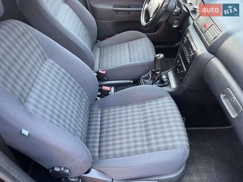 Універсал Skoda Octavia 2008 в Звягелі