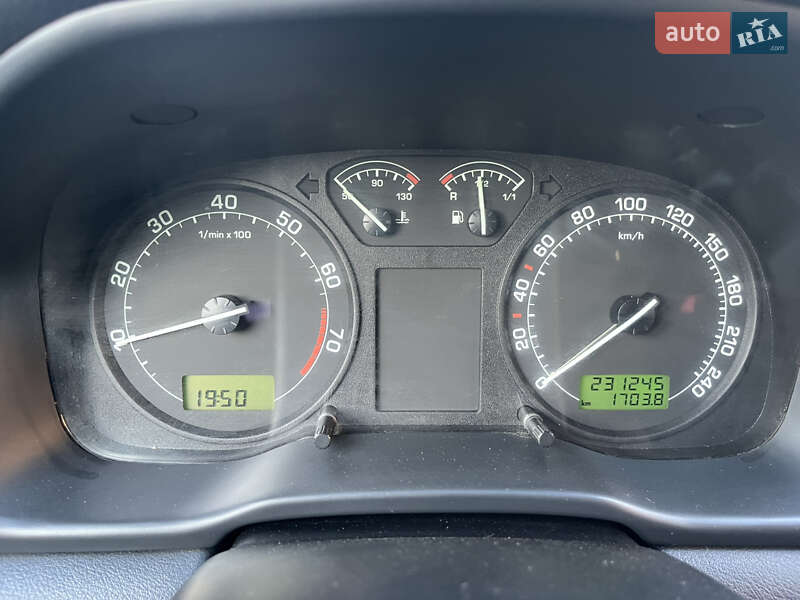 Універсал Skoda Octavia 2008 в Звягелі