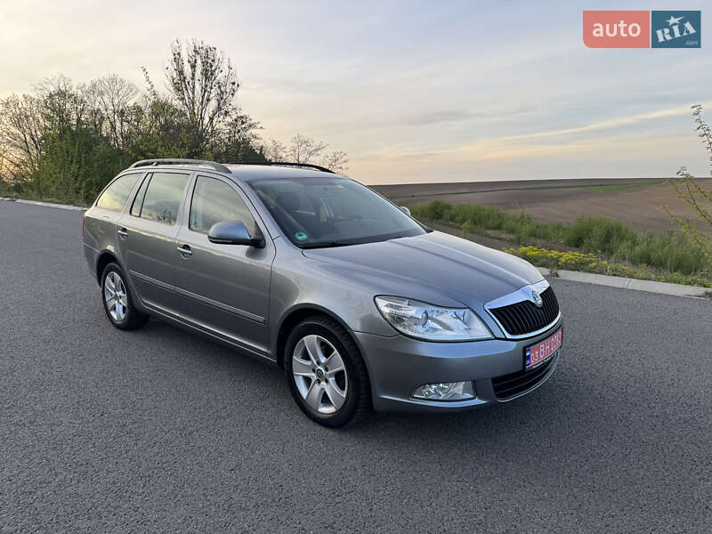 Универсал Skoda Octavia 2012 в Ровно