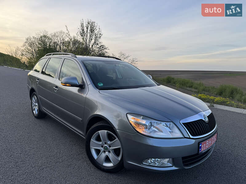 Универсал Skoda Octavia 2012 в Ровно