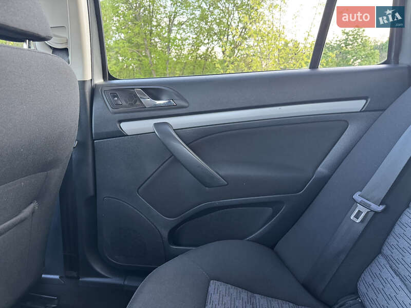 Универсал Skoda Octavia 2012 в Ровно