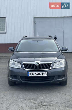 Универсал Skoda Octavia 2011 в 