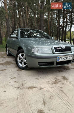 Лифтбек Skoda Octavia 2002 в Киеве