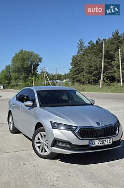 Лифтбек Skoda Octavia 2023 в Полтаве