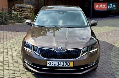 Ліфтбек Skoda Octavia 2019 в 