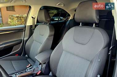 Ліфтбек Skoda Octavia 2019 в 