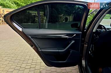 Ліфтбек Skoda Octavia 2019 в 