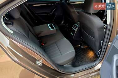 Ліфтбек Skoda Octavia 2019 в 