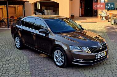 Ліфтбек Skoda Octavia 2019 в 