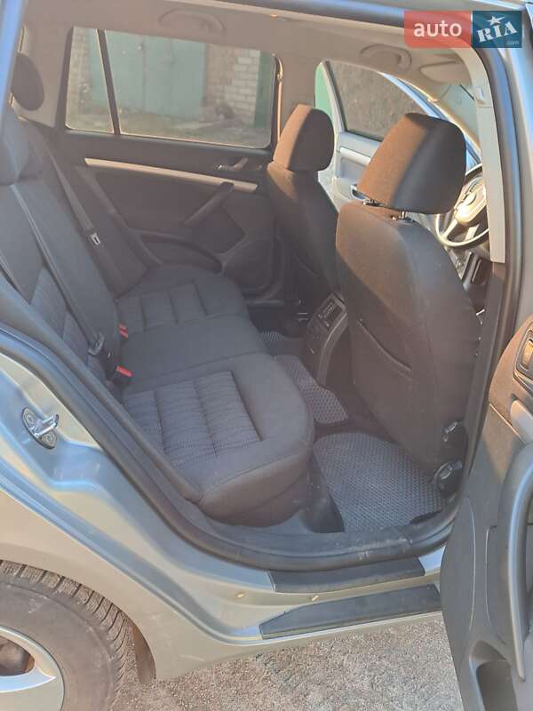 Универсал Skoda Octavia 2009 в Днепре