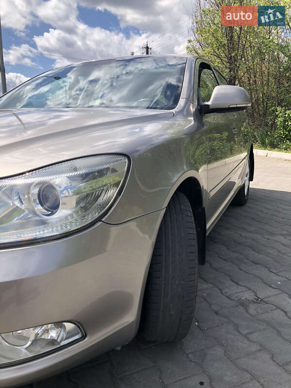 Ліфтбек Skoda Octavia 2012 в Хмельницькому