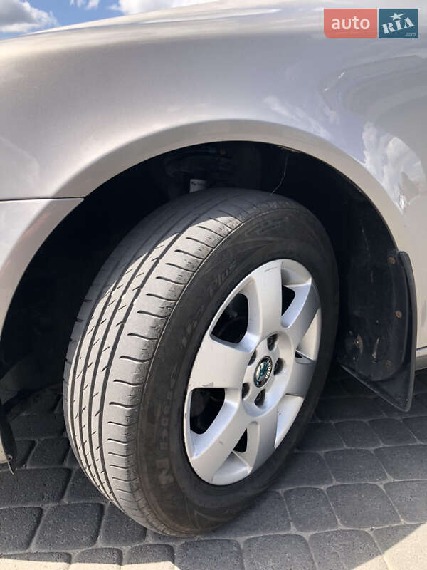 Ліфтбек Skoda Octavia 2012 в Хмельницькому