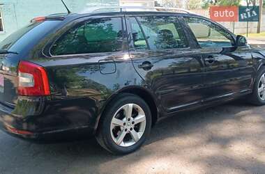 Универсал Skoda Octavia 2012 в 