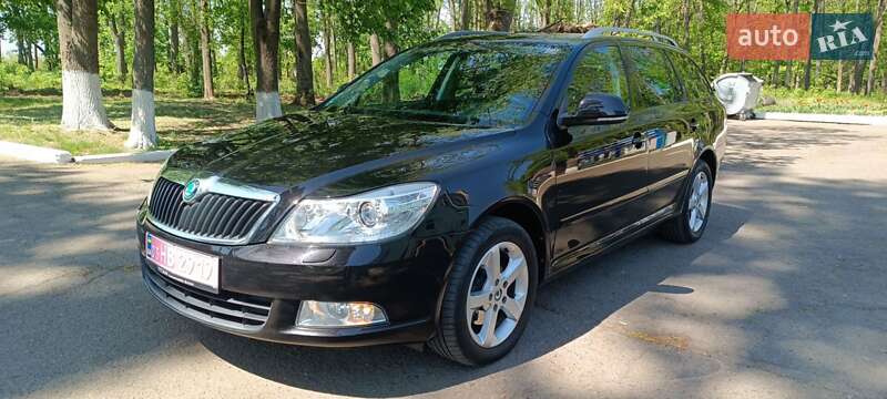 Универсал Skoda Octavia 2012 в 