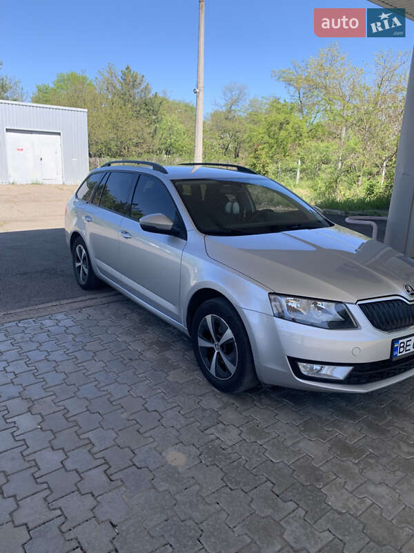 Універсал Skoda Octavia 2016 в Миколаєві