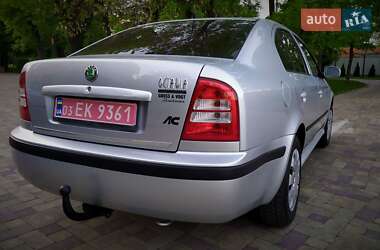 Лифтбек Skoda Octavia 2009 в 