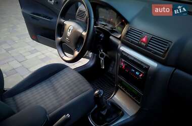 Лифтбек Skoda Octavia 2009 в 