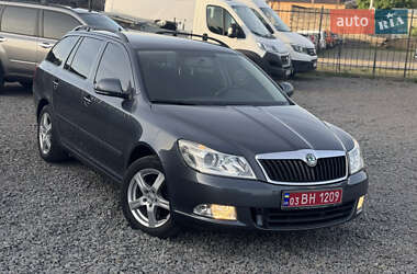 Універсал Skoda Octavia 2011 в 