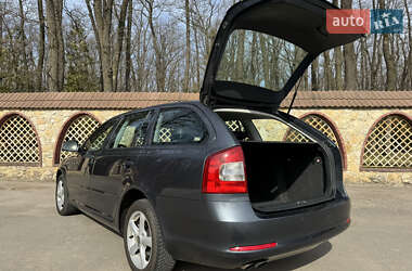 Универсал Skoda Octavia 2010 в 