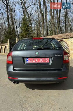 Универсал Skoda Octavia 2010 в 