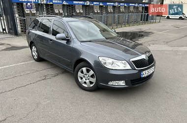Универсал Skoda Octavia 2011 в 