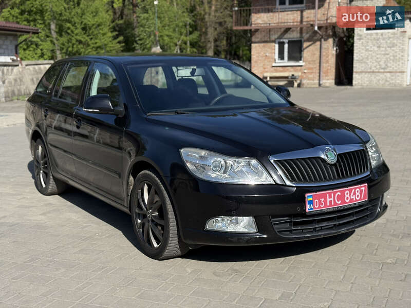 Універсал Skoda Octavia 2010 в 