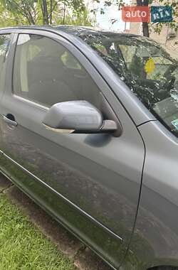 Лифтбек Skoda Octavia 2005 в 