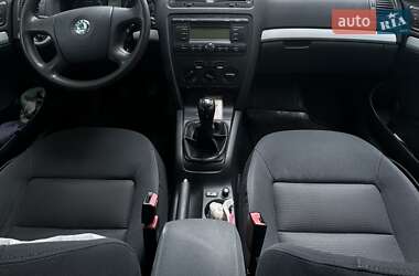 Лифтбек Skoda Octavia 2005 в 