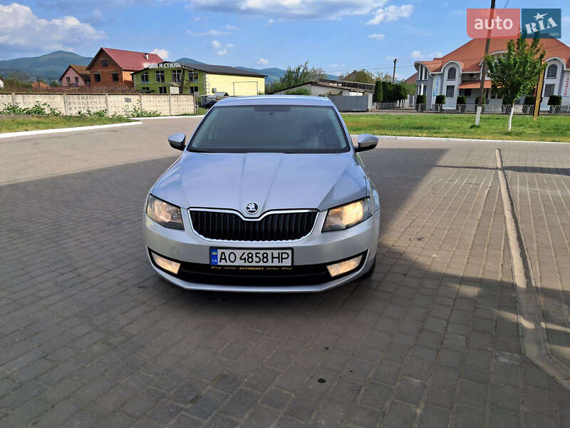 Ліфтбек Skoda Octavia 2014 в 