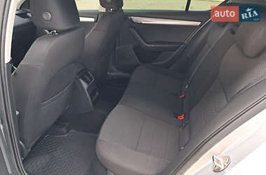 Ліфтбек Skoda Octavia 2014 в 