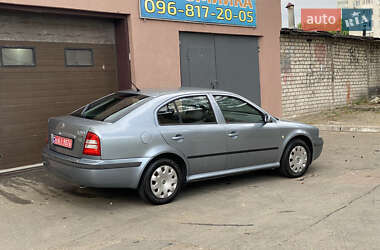Лифтбек Skoda Octavia 2005 в 